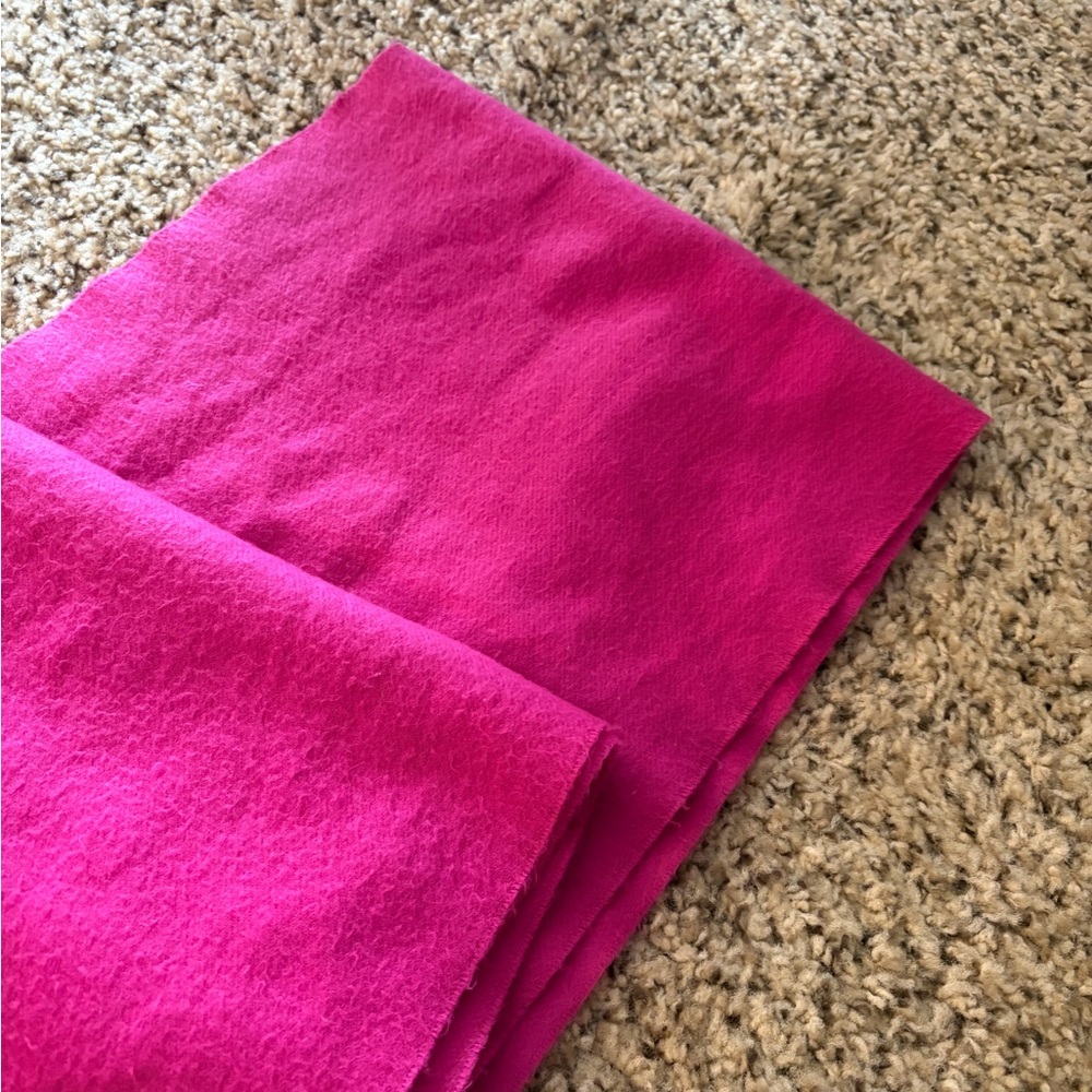 Luxurious Pink Cashmere Scarf Valentine’s Day - Picture 3 of 11